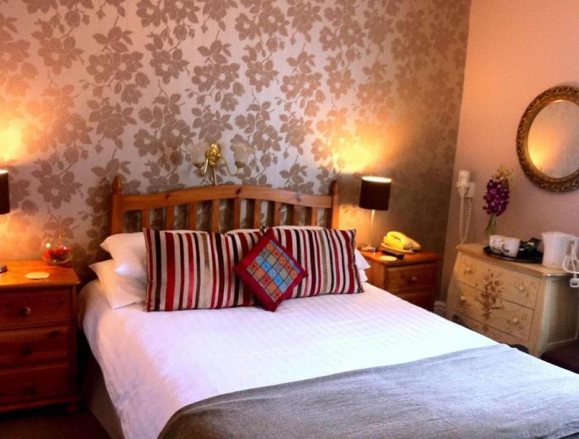 Wentworth House - Free Parking Guest house 4*