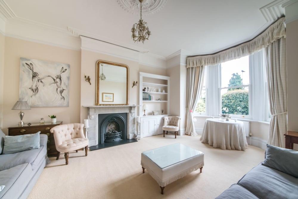 The Firs Bed & Breakfast 4*