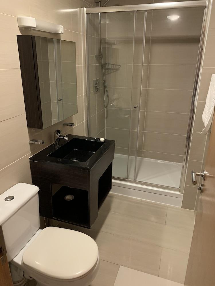 Old Mill & Hotel Bath