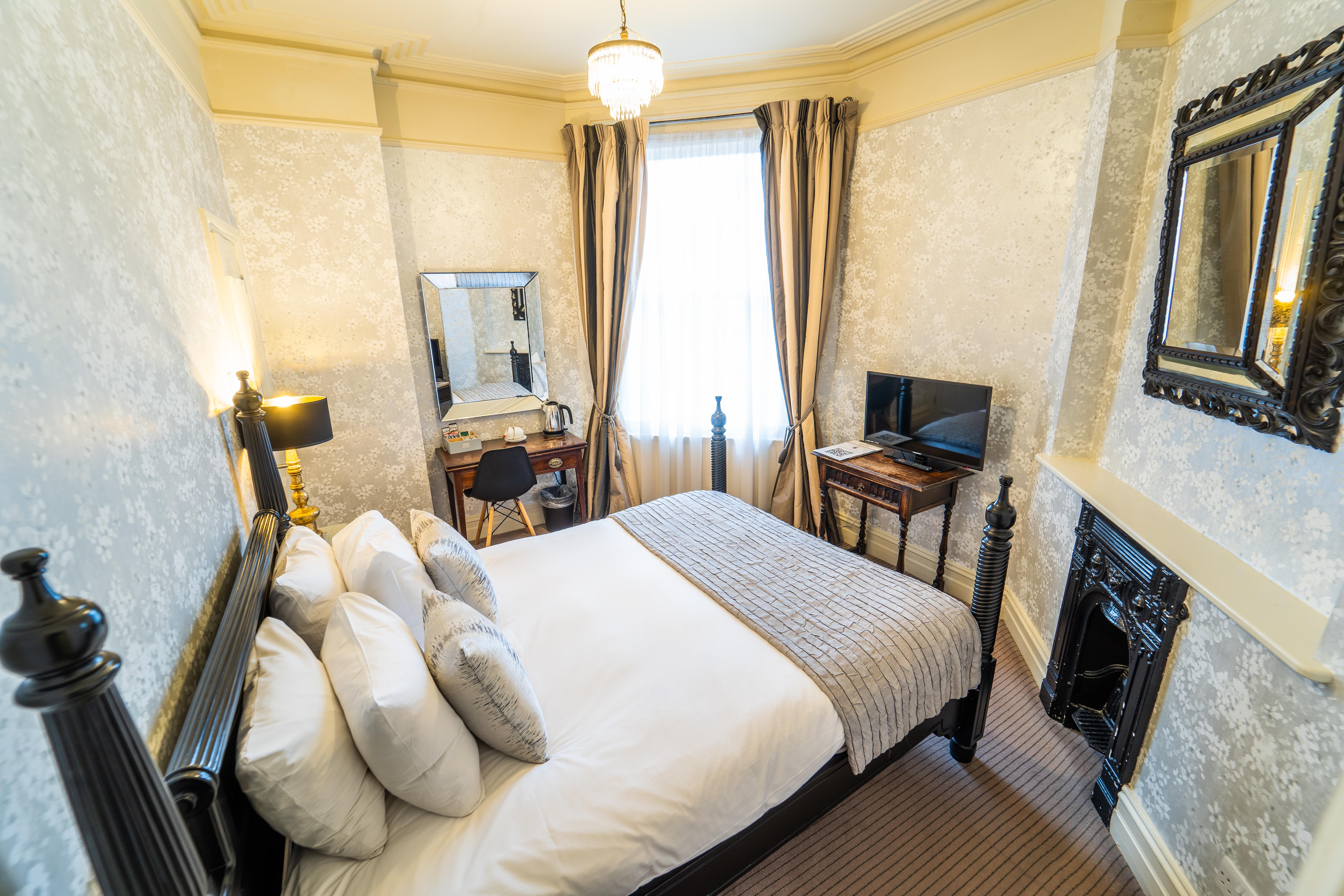 Guest house Brooks 4*