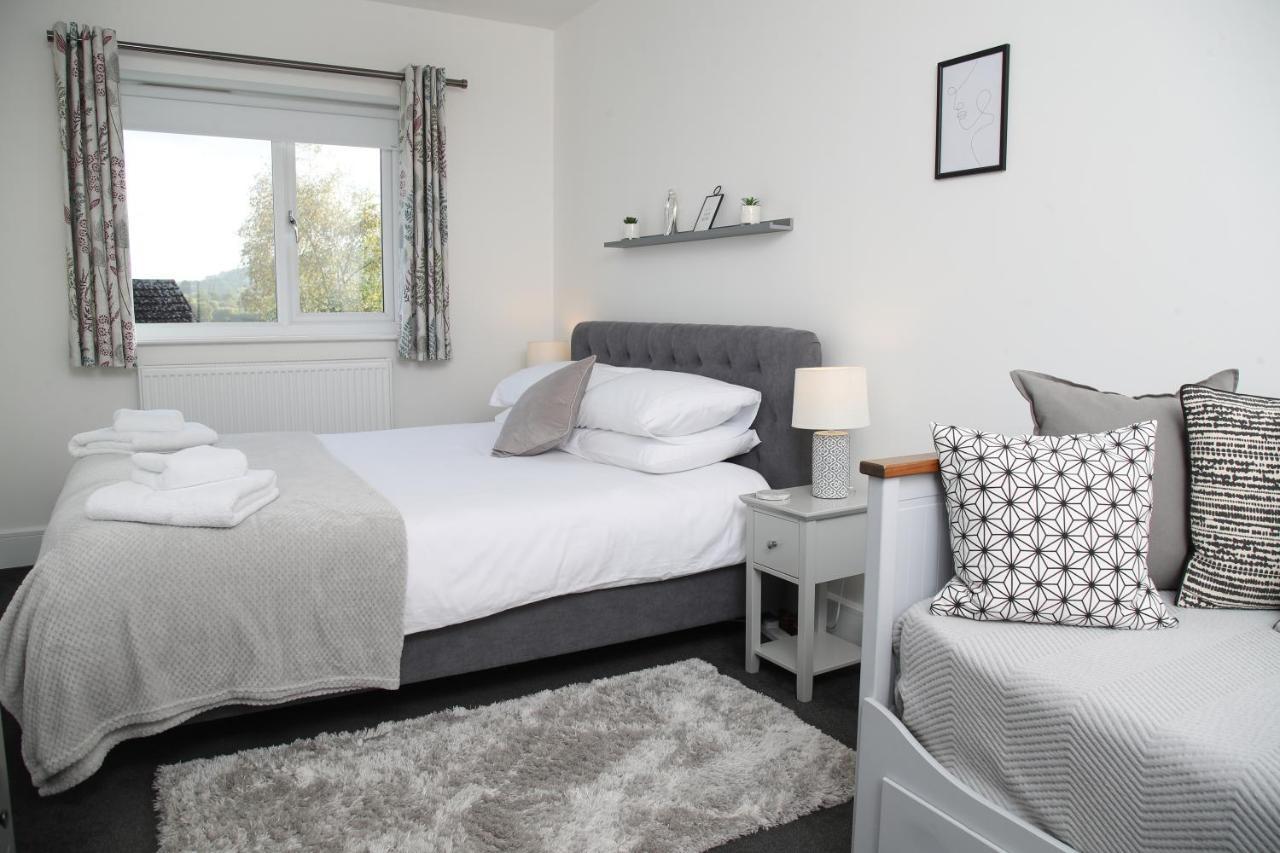 Burgess Yard 2-bedroom Cottage, Bath
