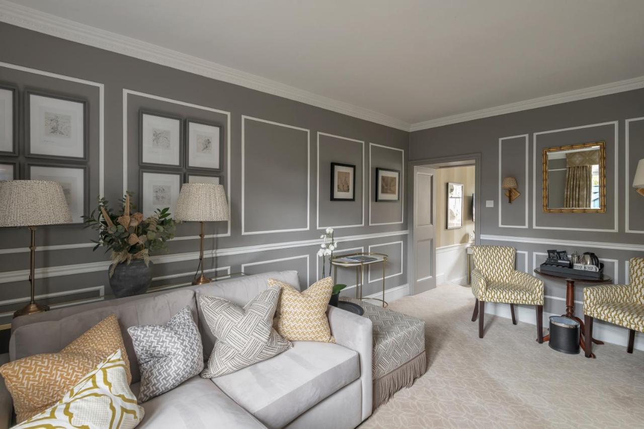 The Royal Crescent & Hotel Bath