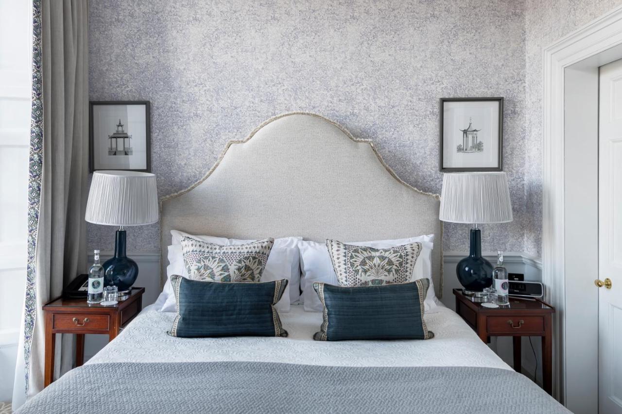 The Royal Crescent &