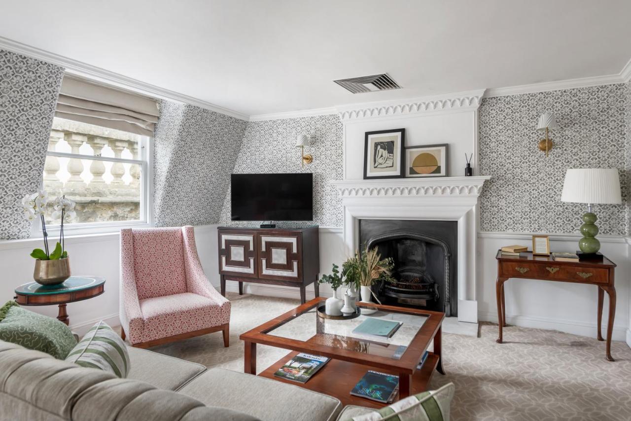 The Royal Crescent & 5*