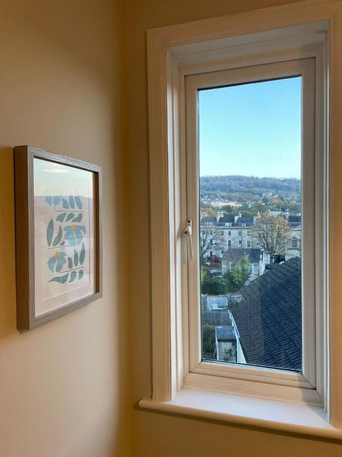 No 12 - Stylish & Homely 3 Bed With Parking Close To Centre Holiday home *