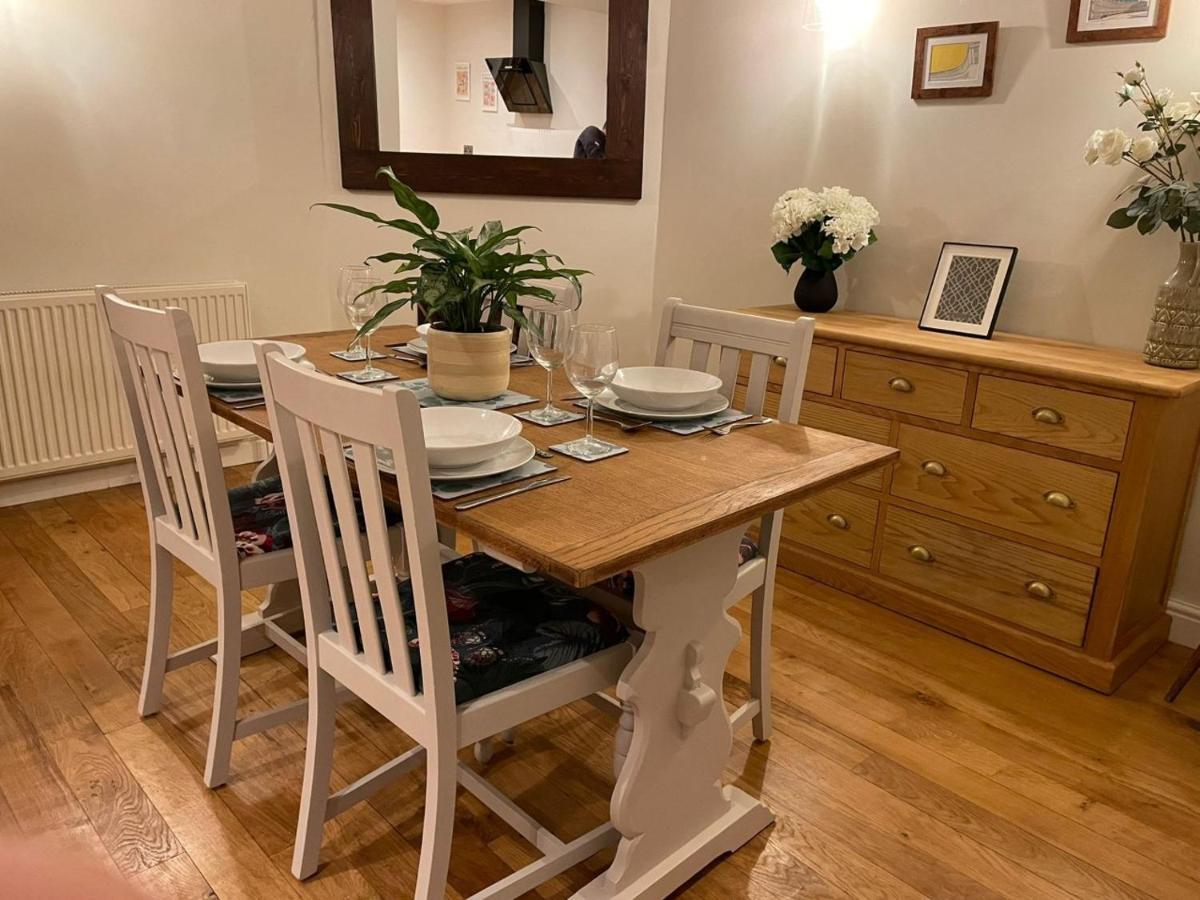 No 12 - Stylish & Homely 3 Bed With Parking Close To Centre Holiday home Bath