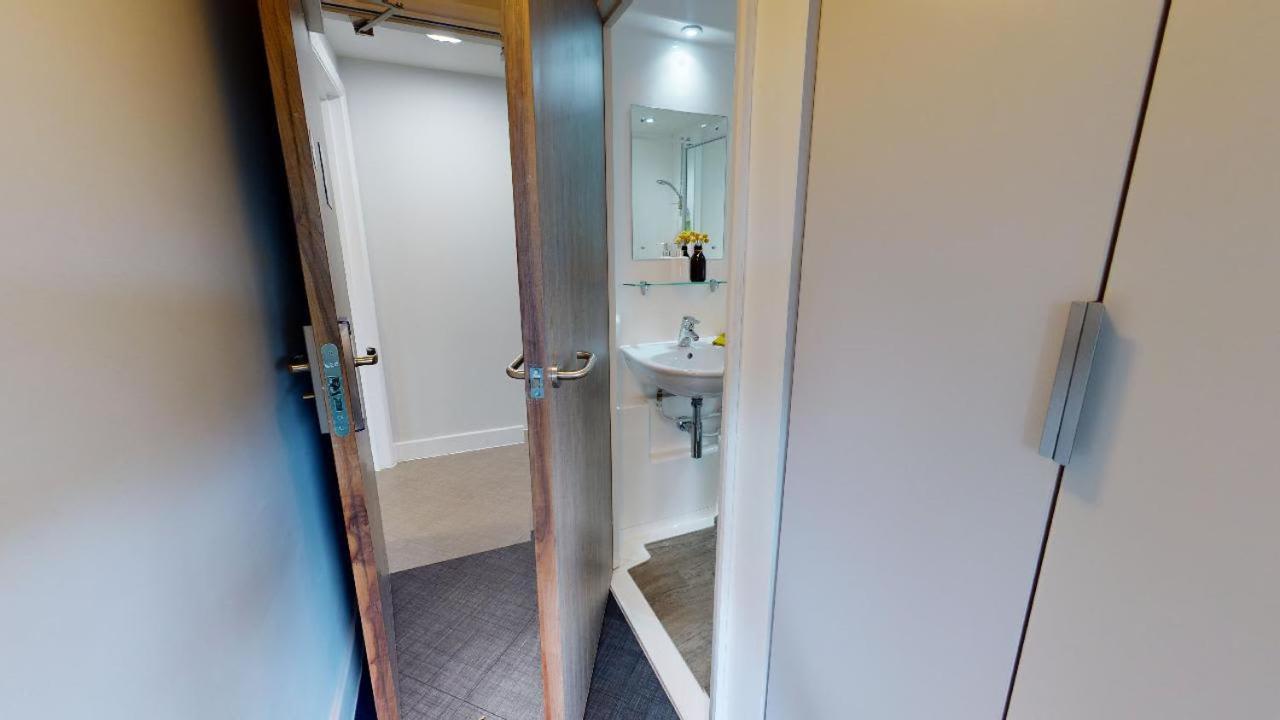 Apartment Tranquil Private Bedrooms At Twerton Mill In