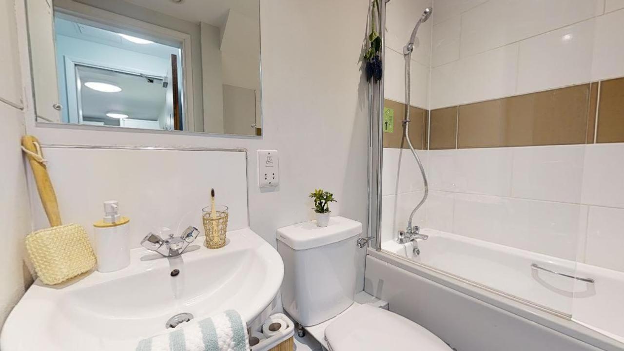 Tranquil Private Bedrooms At Twerton Mill In * Bath