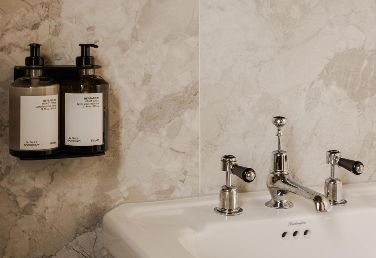 Bed & Breakfast Leighton House - Boutique Guesthouse 5*