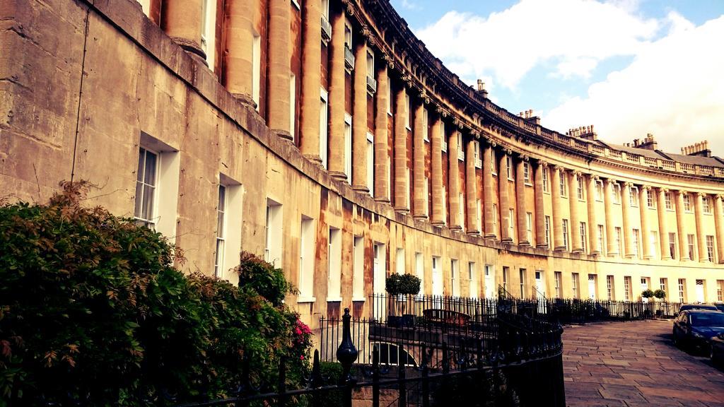 Emily Garden Bath