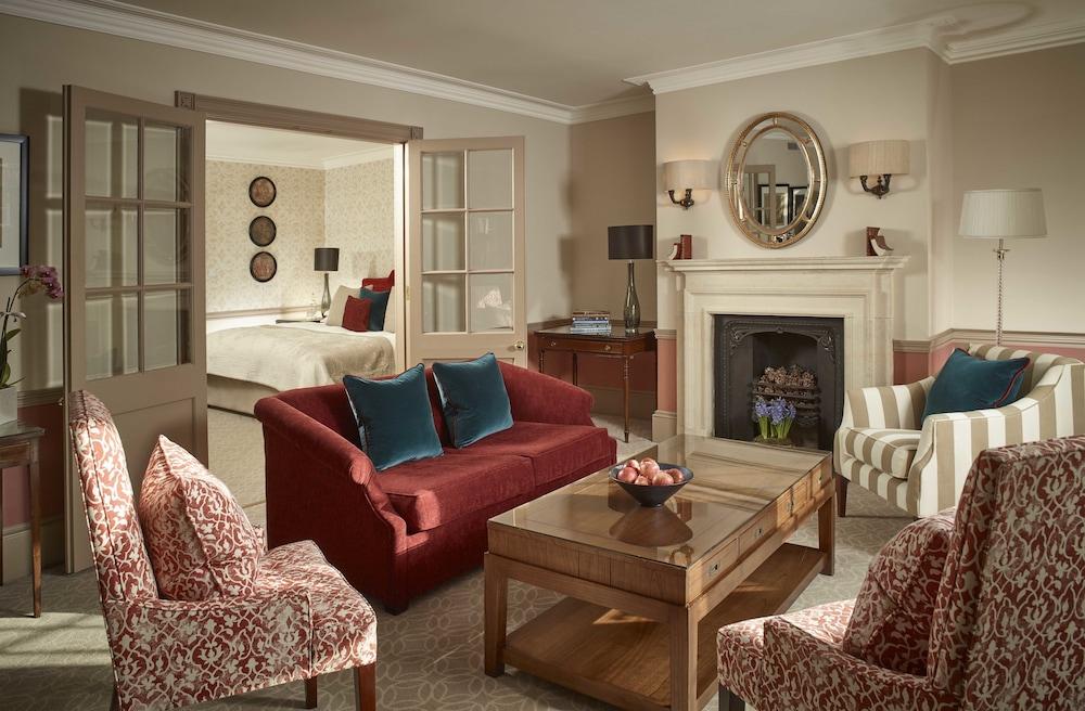 The Royal Crescent & Hotel 5*