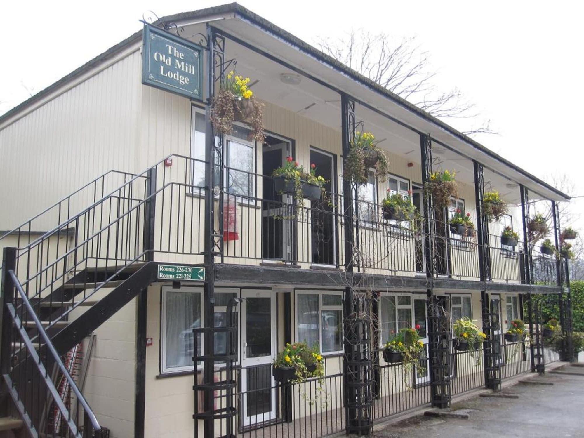 Old Mill & 3* Bath