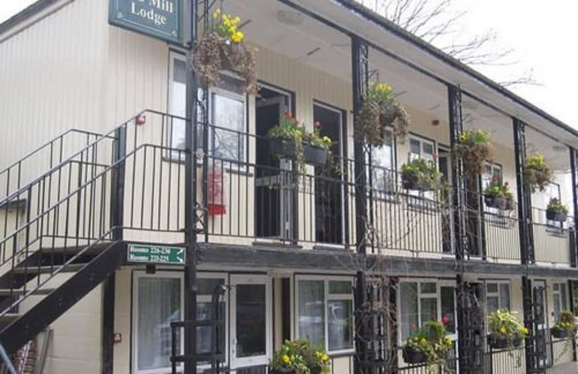 Old Mill & Hotel 3*