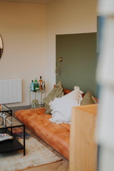 Newton Escapes Luxury Container Lodge