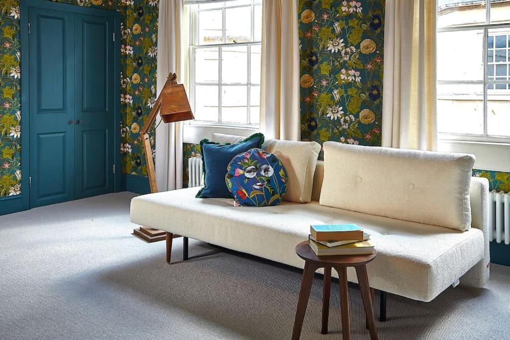 The Lark - High Style By The Baths Holiday home Bath