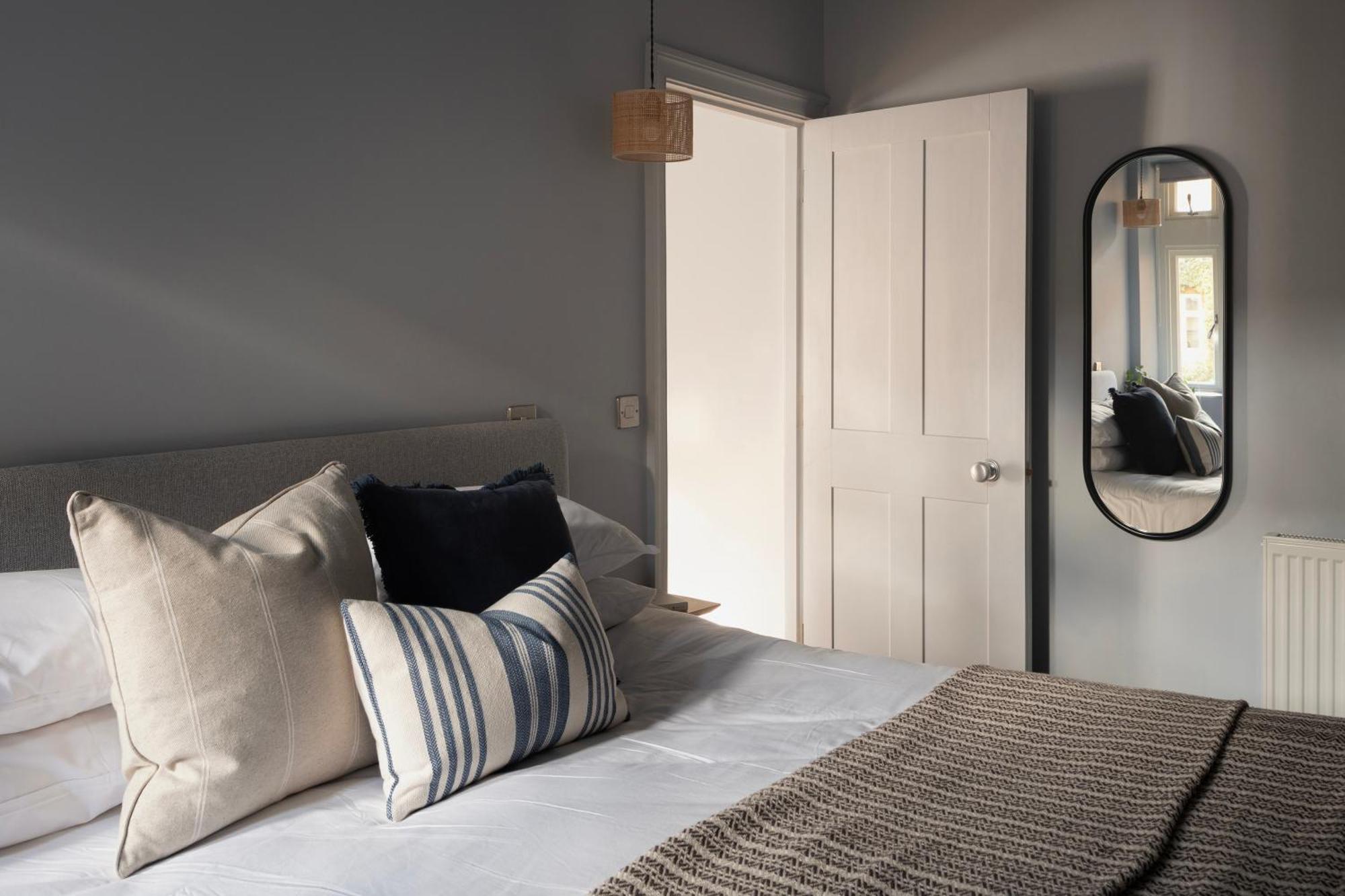 St Catherine's Hospital - Curated Apartment *
