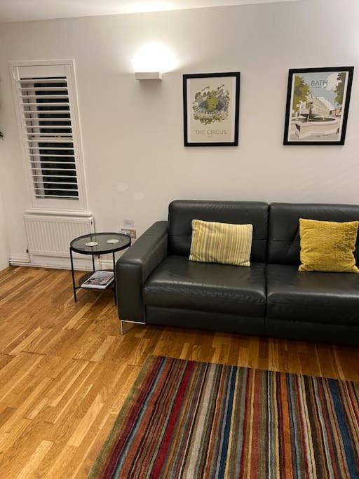 ***spotless, Bright 1 Double Bed Apartment***