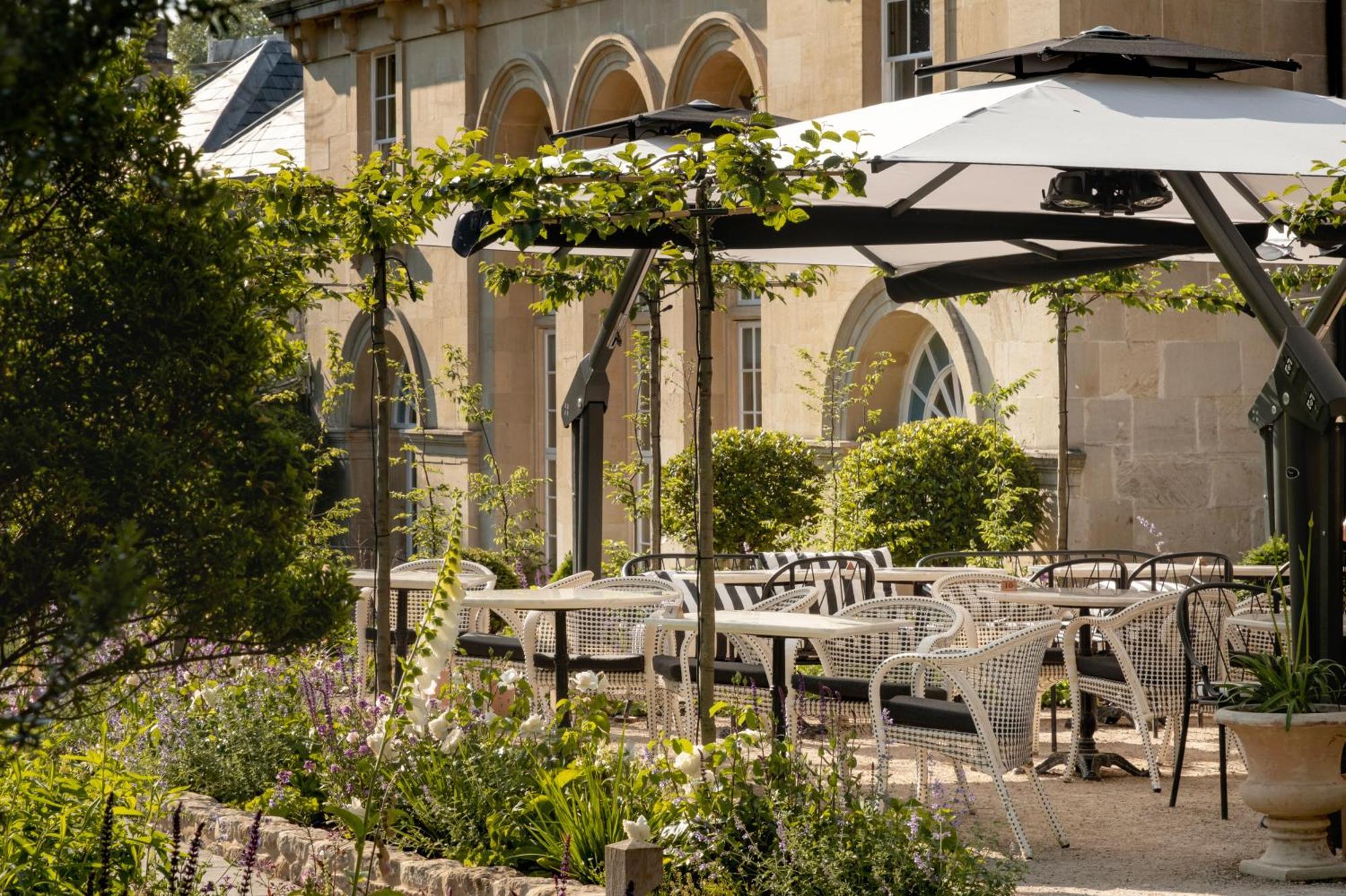 The Royal Crescent & Hotel Bath