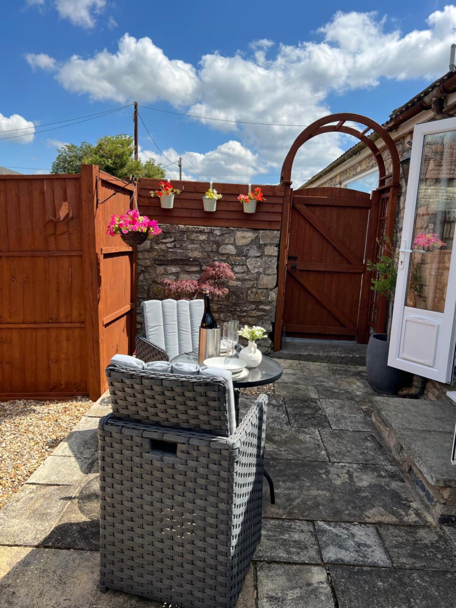Apartment Cosy Countryside Near With Free Parking