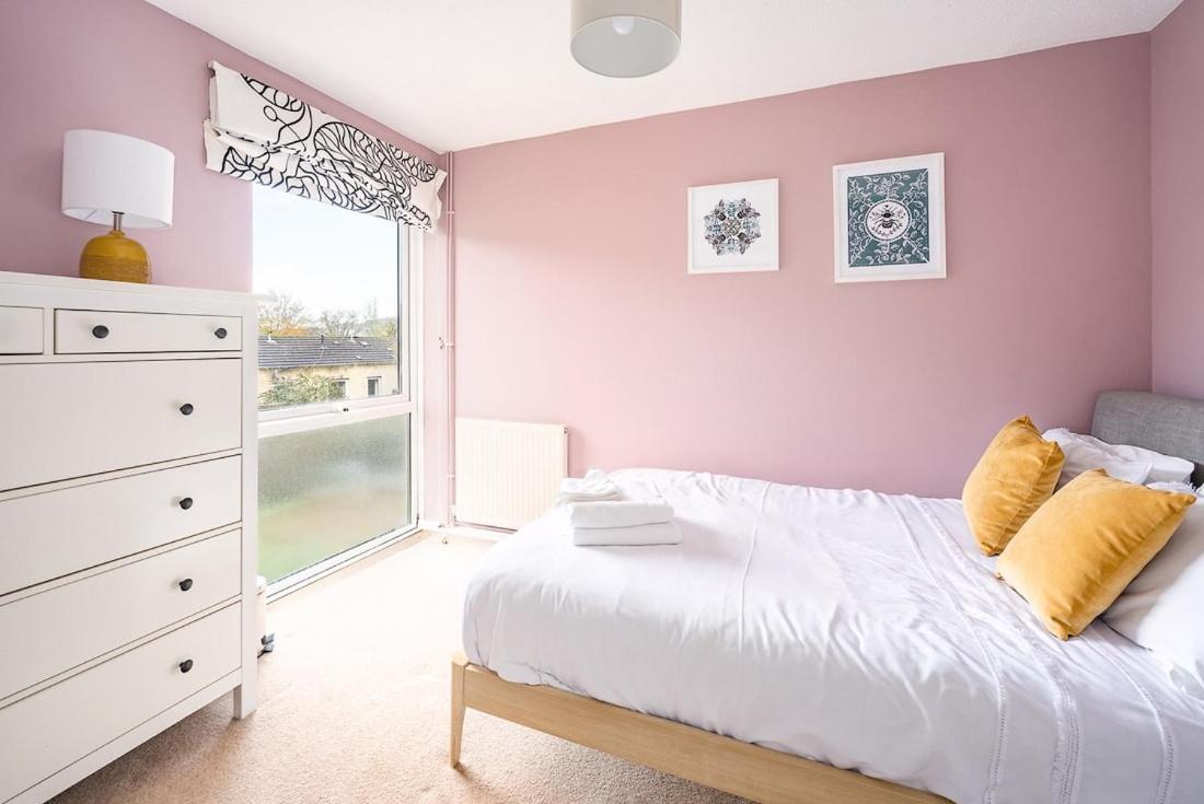 Stunning 4 Bedroom House In *