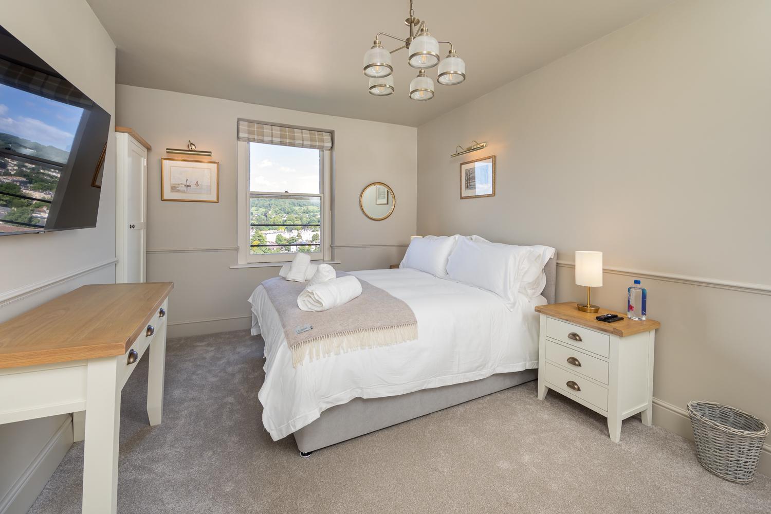 Siddons House Luxury Centre Two-floor Apartment Bath
