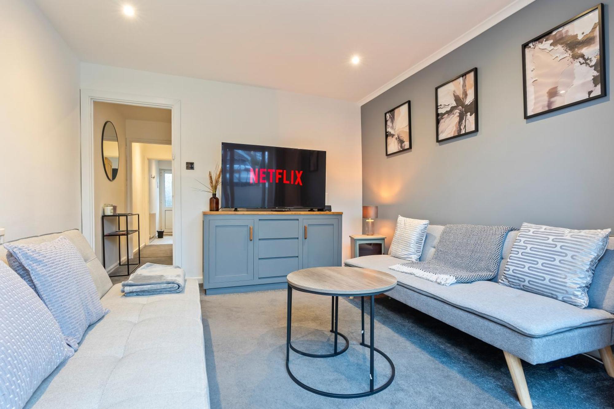 Cosy 2-bedroom With Private Hot Tub * Bath