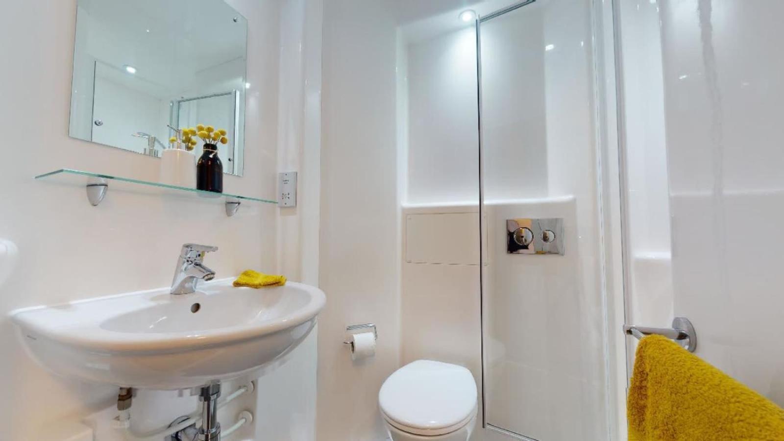 Tranquil Private Bedrooms At Twerton Mill In Apartment *
