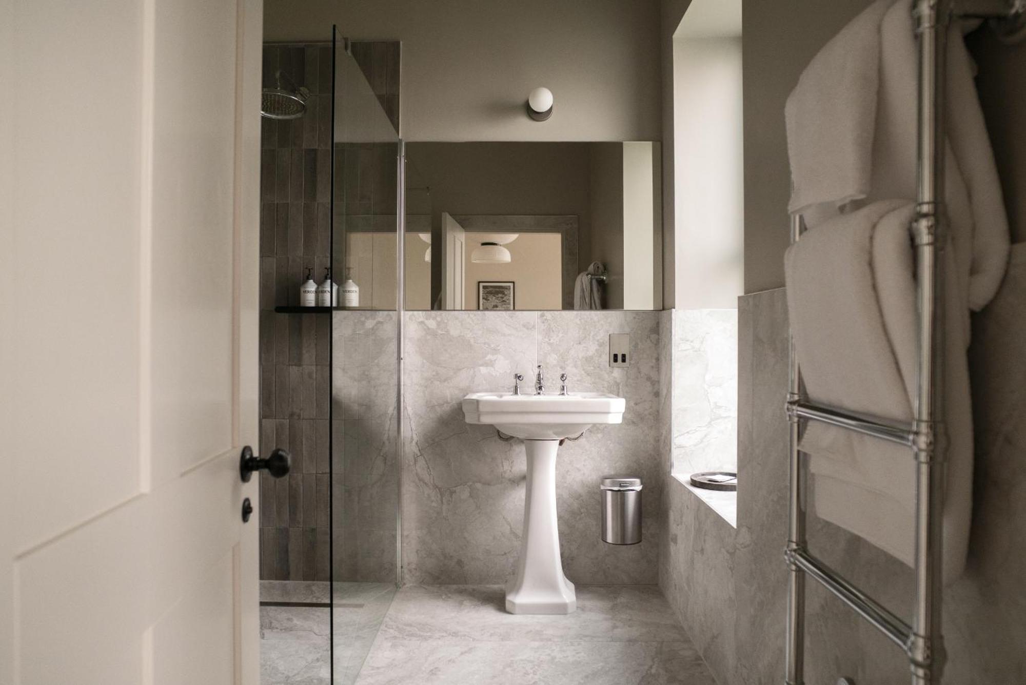 Leighton House - Boutique Guesthouse 5*