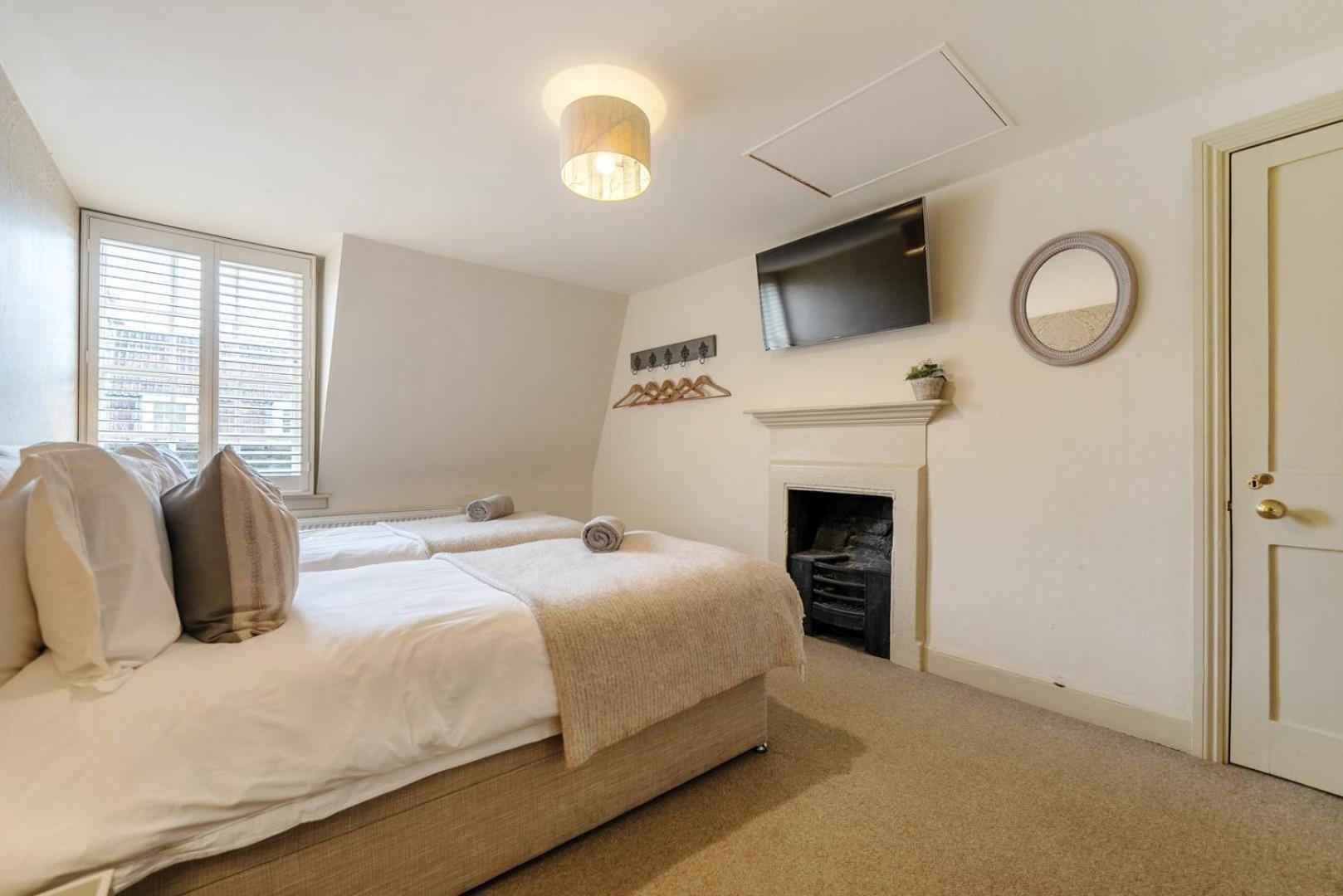 Apartment No15-boutique Georgian Townhouse In