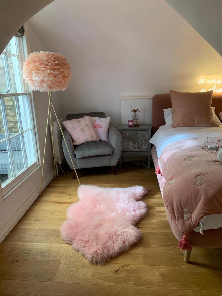 Apartment Boutique With 2 Beautiful Bedrooms Bath