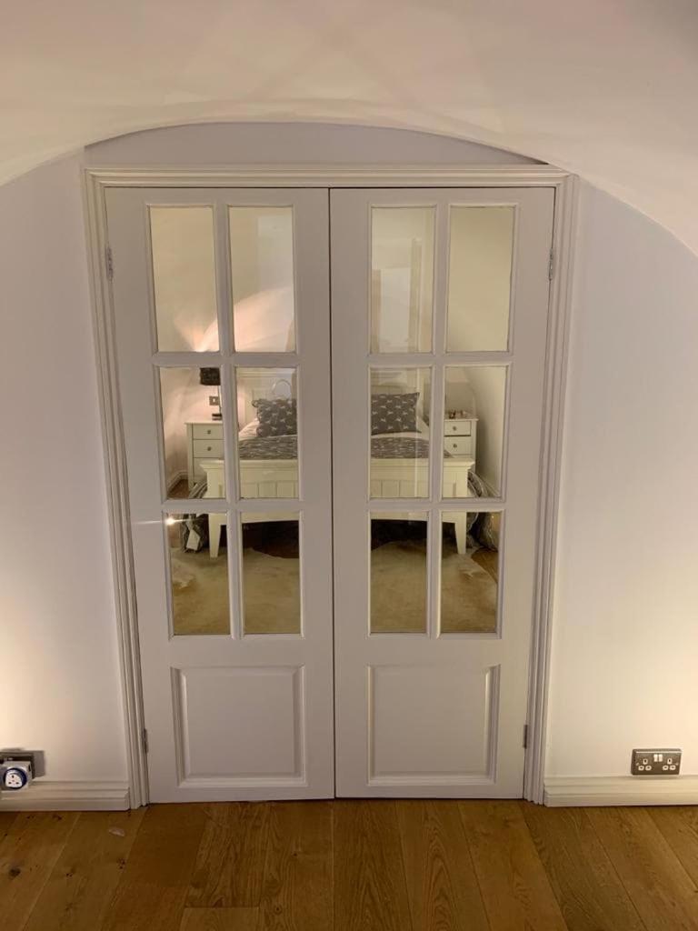 Boutique With 2 Beautiful Bedrooms *
