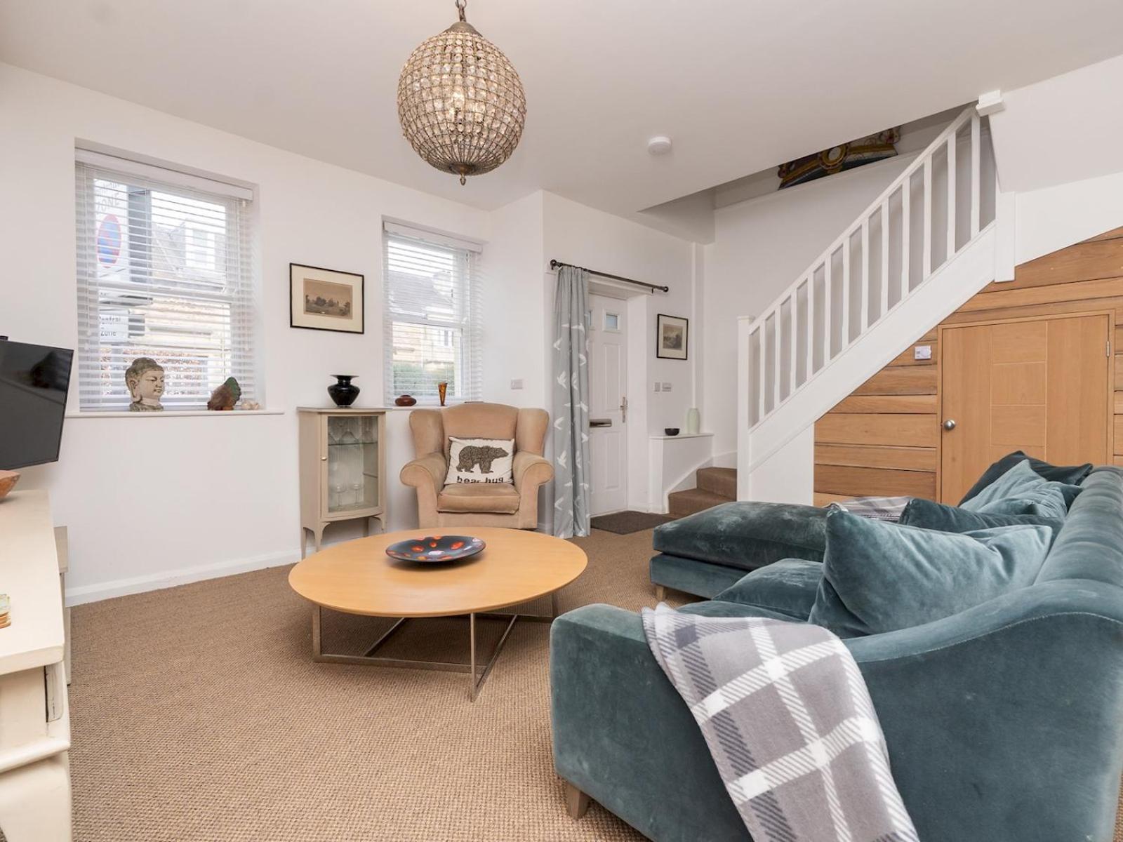 Pass The Keys Fabulous 2 Bedroom House In A Location