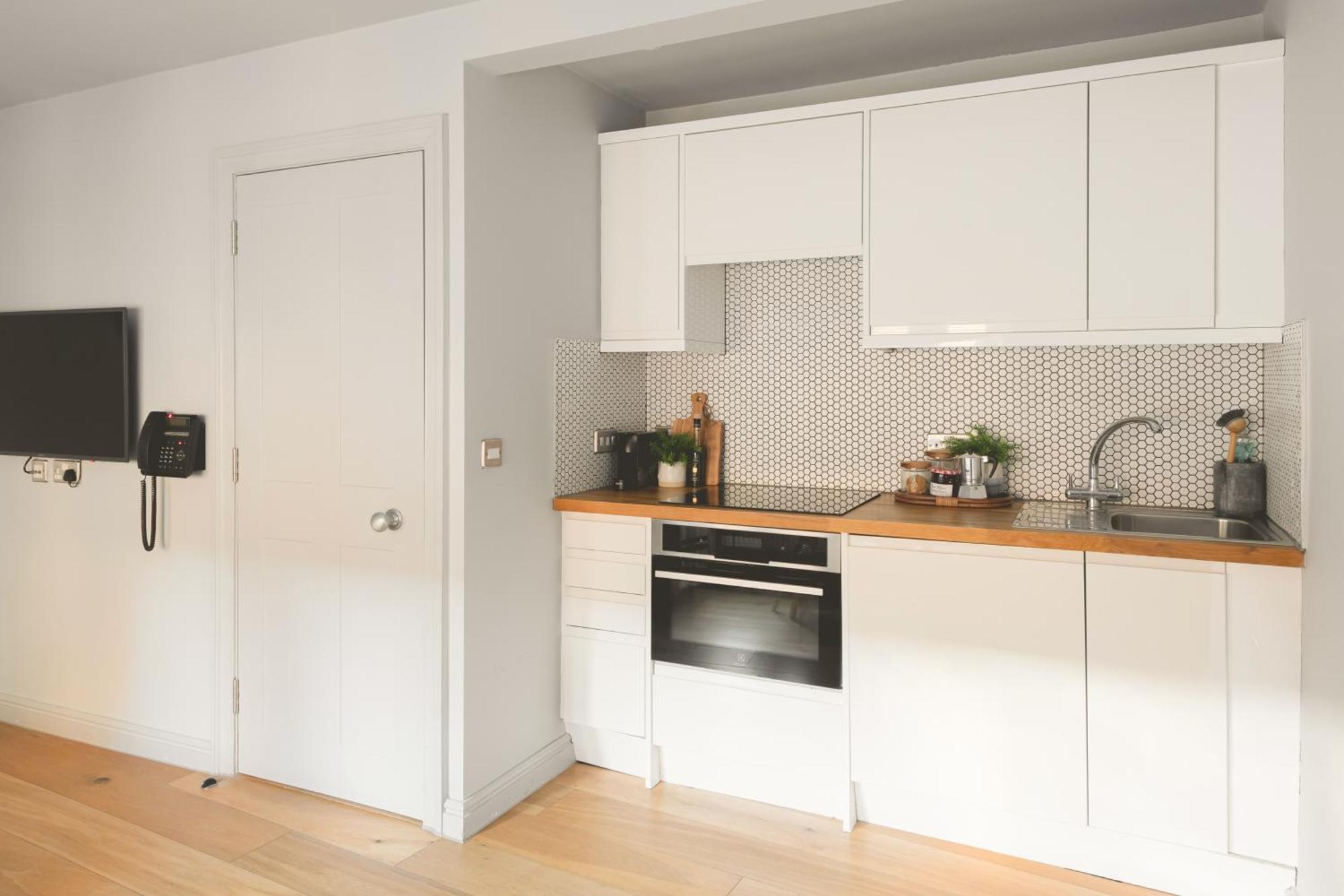 St Catherine's Hospital - Curated Apartment *