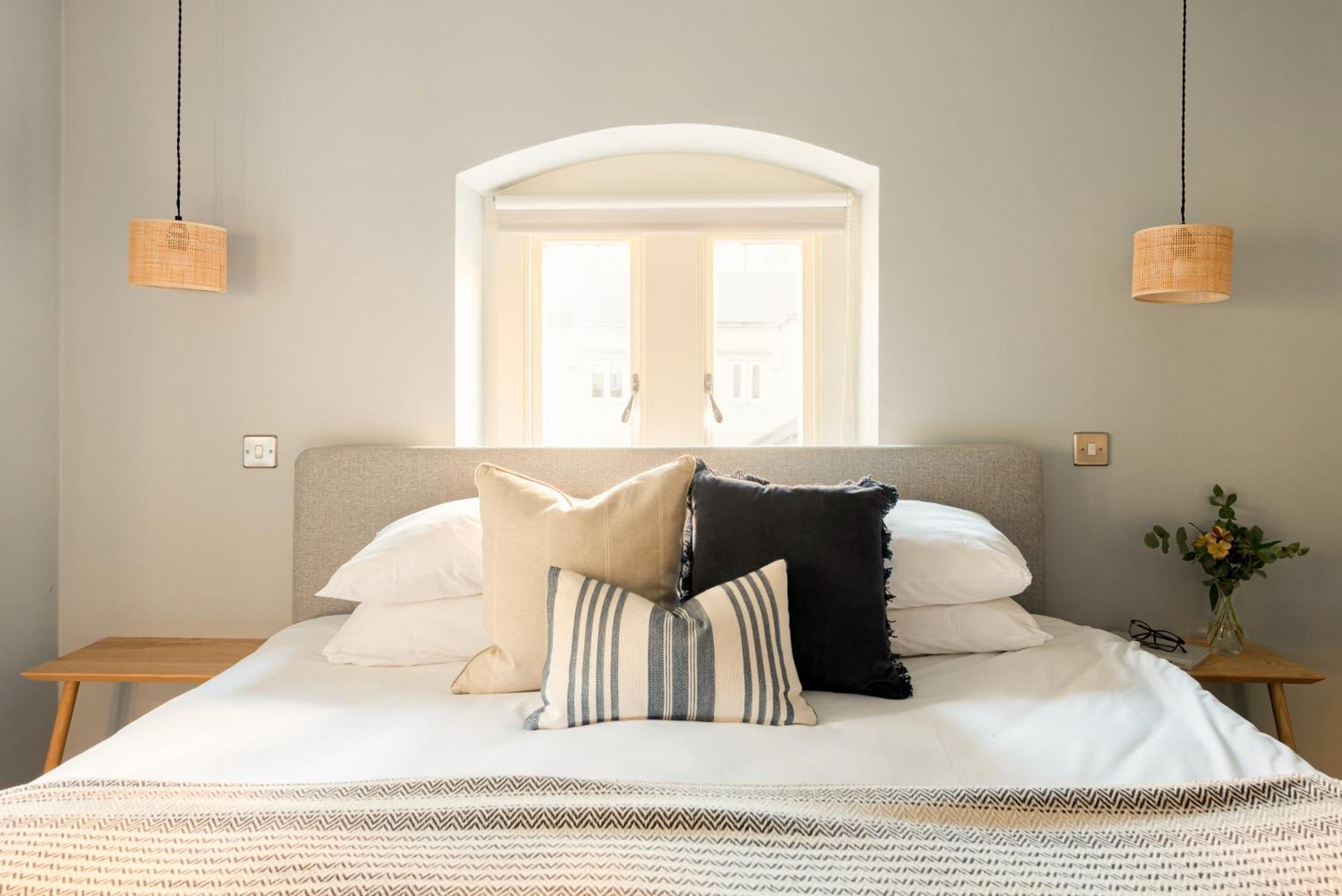St Catherine's Hospital - Curated Apartment Bath