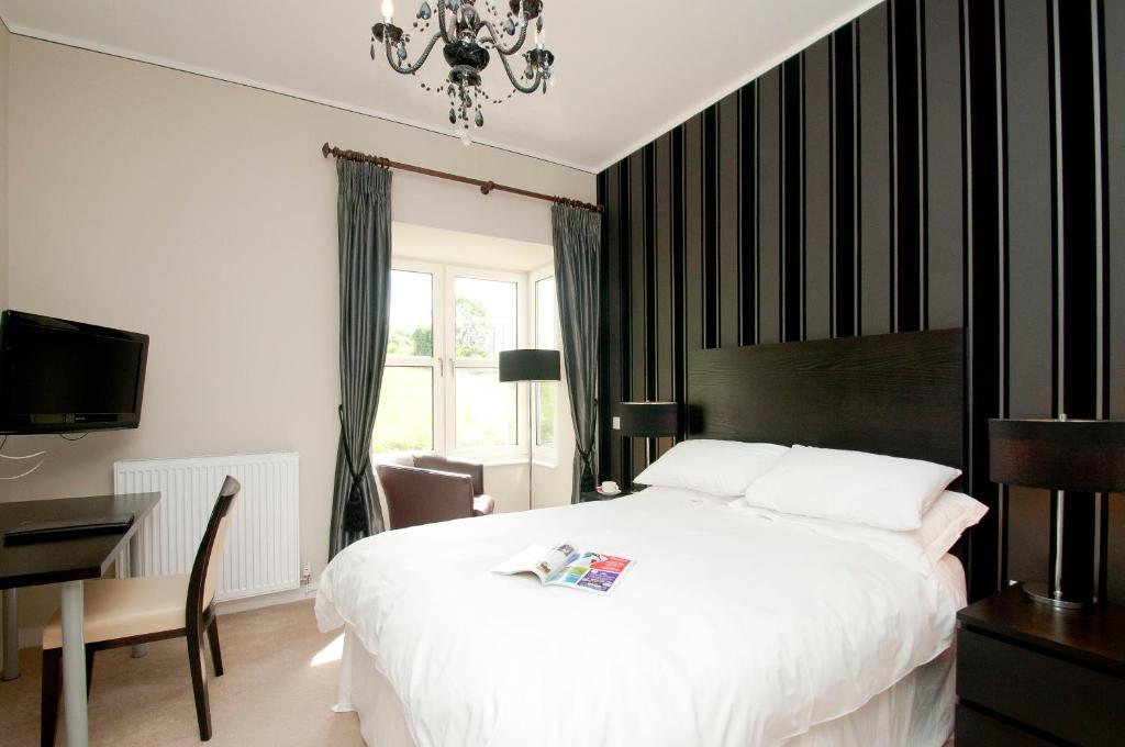 Waterhouse Bed & Breakfast Bath