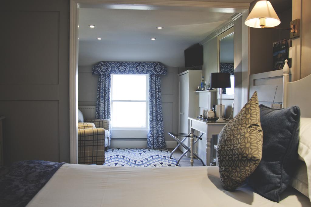 Paradise House Bed & Breakfast Bath