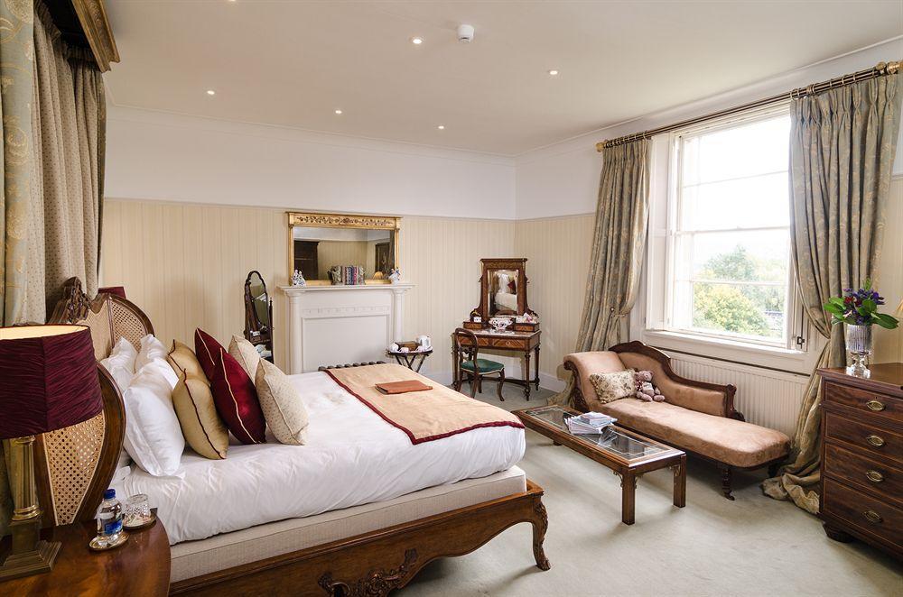 Apsley House Bed & Breakfast Bath
