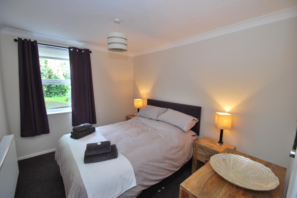 Elmbrook Apartment