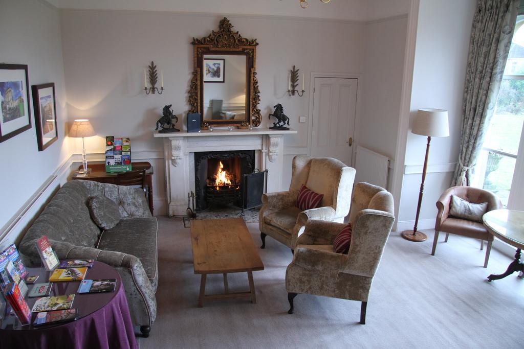 Bed & Breakfast Paradise House