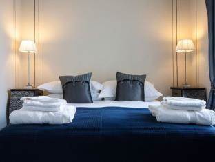 Waterhouse 4* Bath