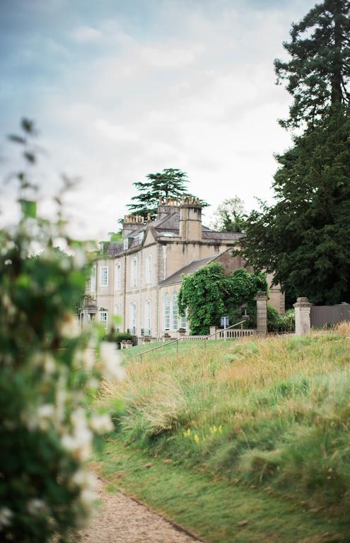 Combe Grove Hotel 4*