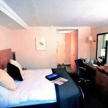 Travelodge Waterside 2* Bath
