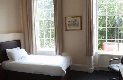 Parade Park Guest house 2*