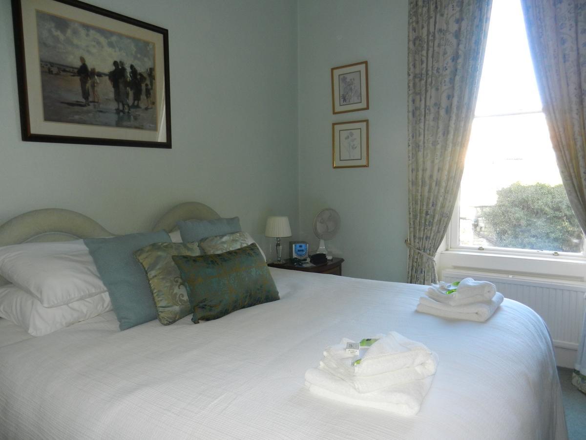 Brocks Guest house 4*