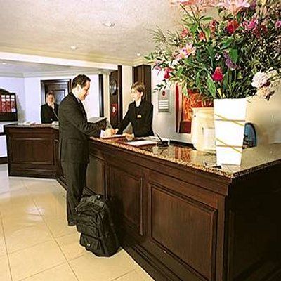 Hotel Travelodge Waterside 2*