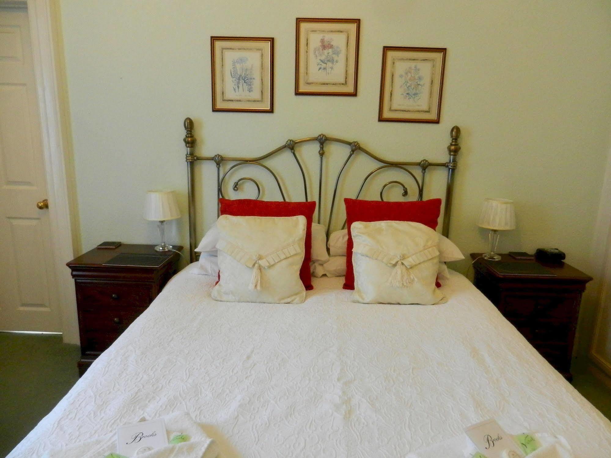 Guest house Brocks