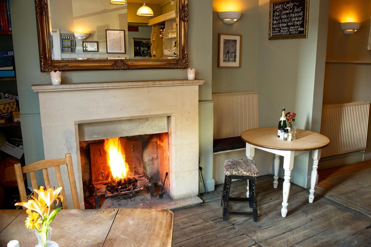 The Rising Sun 3* Bath