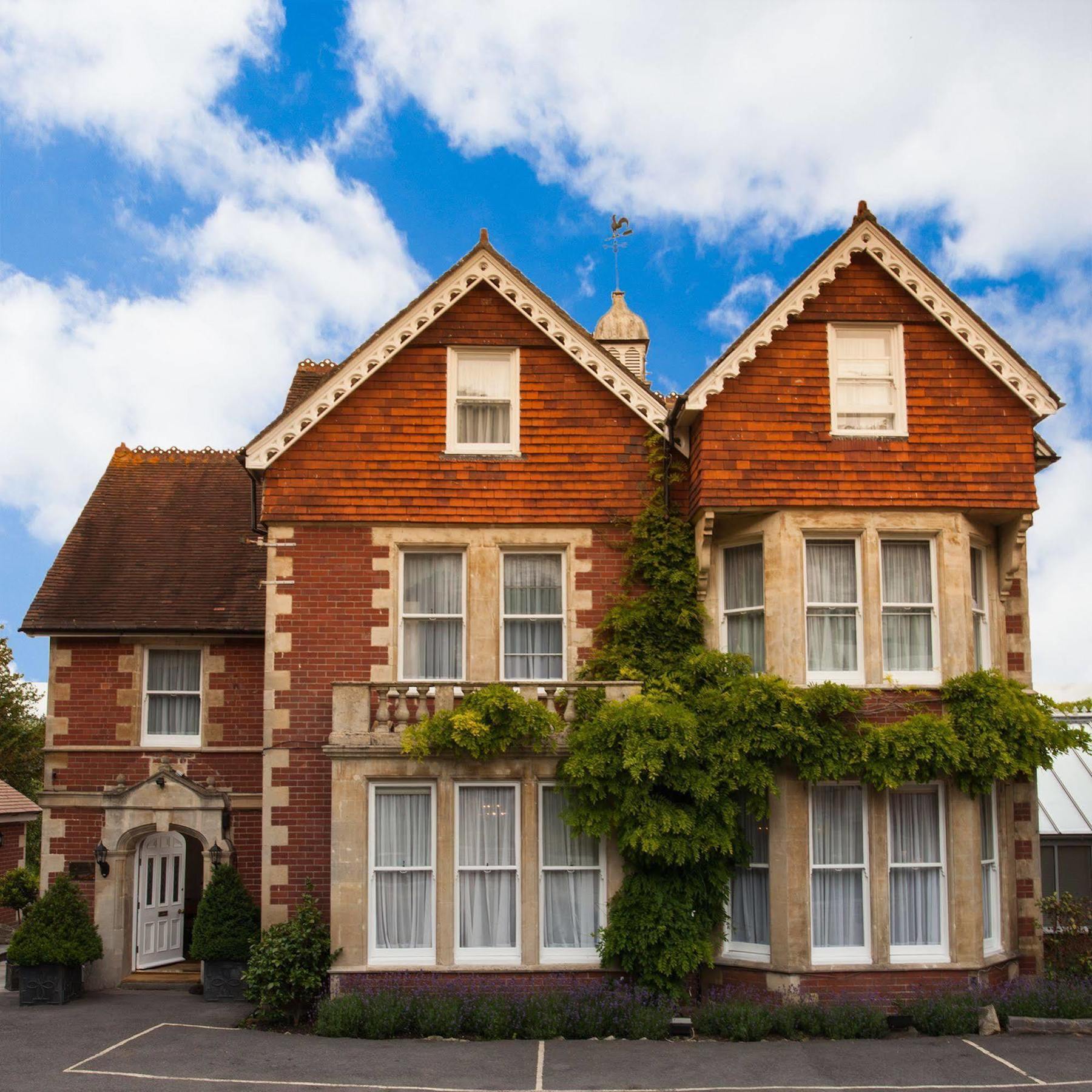 Tasburgh House Guest house 5*