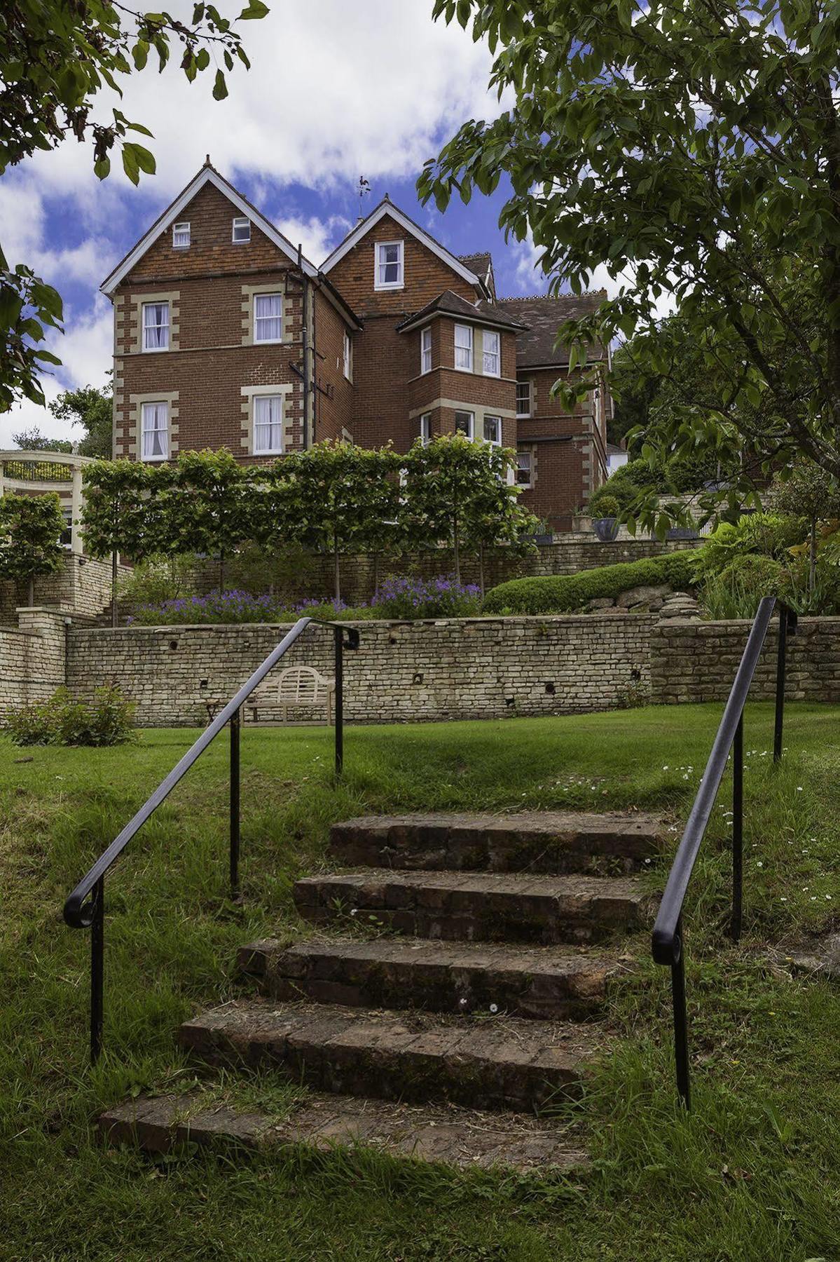 Guest house Tasburgh House 5*