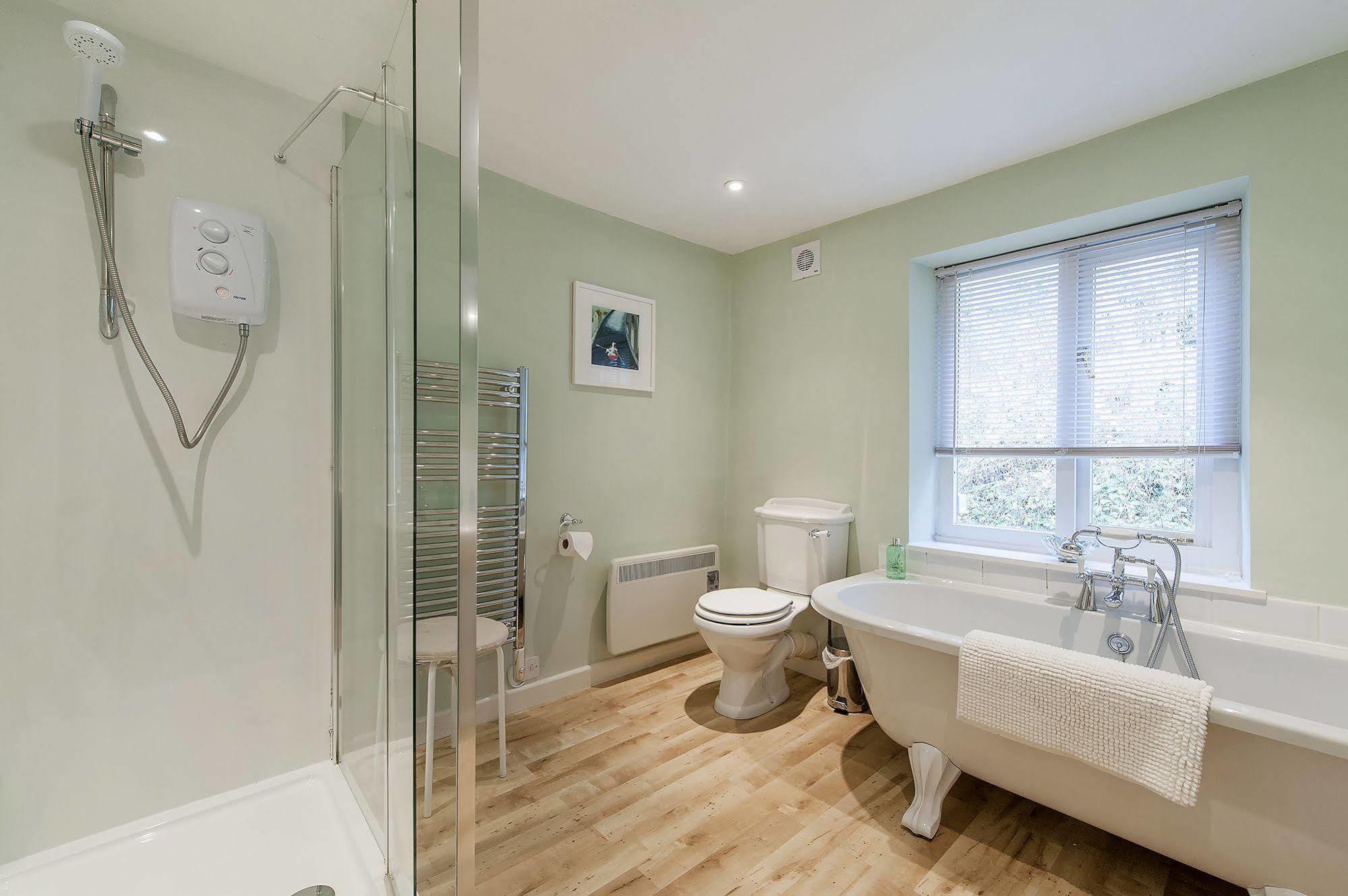 Brooks' View - Romantic Escape With Picturesque Riverside Gardens In Bath